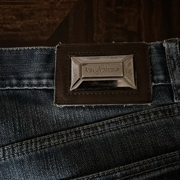 Byblos blue jeans.  Worn but in great shape. - Picture 5 of 6